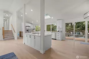 1044 145th Pl NE, Bellevue, WA 98007 - Photo 10