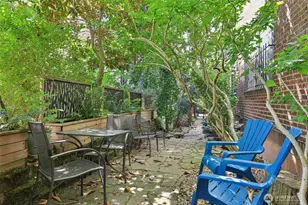 408 Bellevue Ave E, Seattle, WA 98102 - Photo 24