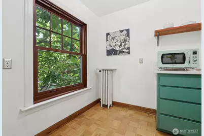 408 Bellevue Avenue E #206, Seattle, WA 98102 - Photo 8