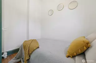 408 Bellevue Ave E, Seattle, WA 98102 - Photo 18