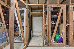 408 Bellevue Ave E, Seattle, WA 98102 - Photo 30