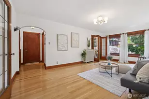 408 Bellevue Ave E, Seattle, WA 98102 - Photo 6