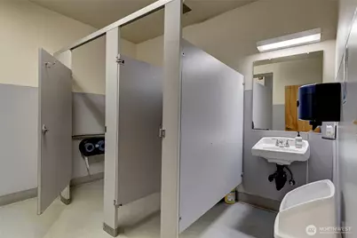 656 SE Bayshore Drive, Oak Harbor, WA 98277 - Photo 28