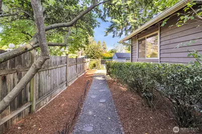 1229 SW 146th Street, Seahurst, WA 98166 - Photo 30