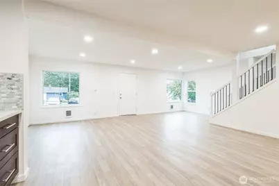 15421 10th Avenue SW, Burien, WA 98166 - Photo 4