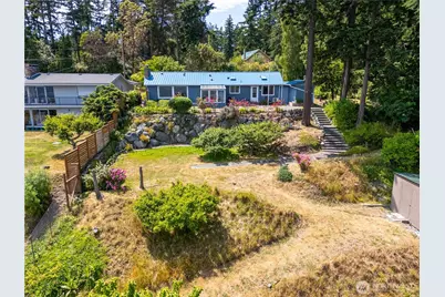 3162 SW Greatview Place, Oak Harbor, WA 98277 - Photo 2