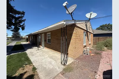 1131 1133 W Ivy Avenue, Moses Lake, WA 98837 - Photo 4