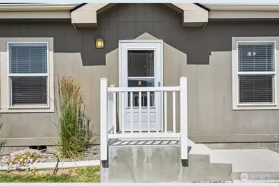 1701 E Burr Avenue #67, Moses Lake, WA 98837 - Photo 4