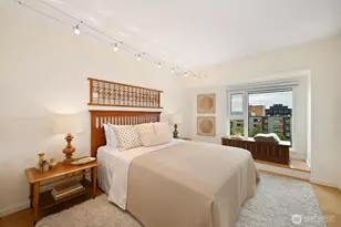 121 Vine St, Seattle, WA 98121 - Photo 20