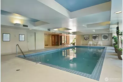 121 Vine Street #703, Seattle, WA 98121 - Photo 32