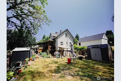 415 Pioneer Street, Ridgefield, WA 98642 - Photo 2