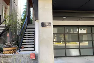 213 4th Ct S, Kirkland, WA 98033 - Photo 2