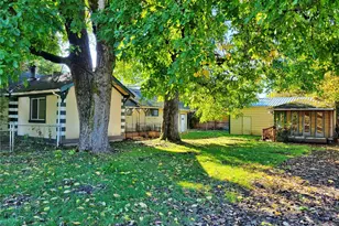 621 S 2nd St, Toledo, WA 98591 - Photo 8