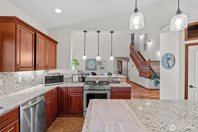 19838 Bear View Lane SW, Rochester, WA 98579 - Photo 10