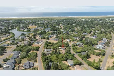 163 Wishkah Street SW, Ocean Shores, WA 98569 - Photo 30