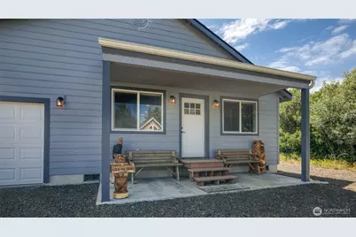 163 Wishkah Street SW, Ocean Shores, WA 98569 - Photo 2