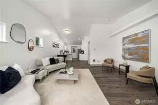 401 107th St S, Tacoma, WA 98444 - Photo 4