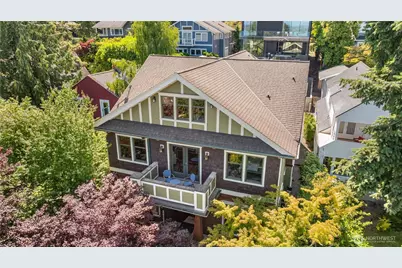 1423 37th Avenue, Seattle, WA 98122 - Photo 1