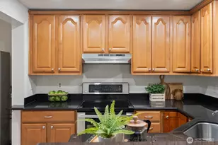 4330 W Lake Sammamish Pkwy SE, Issaquah, WA 98027 - Photo 6