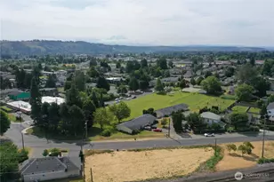1730 Wood Ave, Sumner, WA 98390 - Photo 1