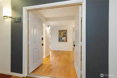 2565 Dexter Avenue N #103, Seattle, WA 98109 - Photo 6