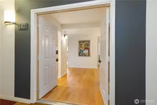 2565 Dexter Ave N, Seattle, WA 98109 - Photo 6