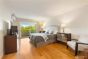 2565 Dexter Ave N, Seattle, WA 98109 - Photo 14