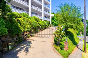 2565 Dexter Ave N, Seattle, WA 98109 - Photo 34