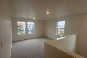 714 Holly Ave, Buckley, WA 98321 - Photo 10