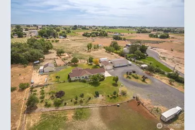 19627 Road A NE, Soap Lake, WA 98851 - Photo 2