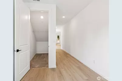 20432 97th Avenue E #8, Graham, WA 98338 - Photo 2