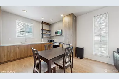 1300 E Remington Court #A, Seattle, WA 98122 - Photo 8