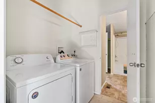 201 W Oakview Ave, Centralia, WA 98531 - Photo 16