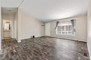 201 W Oakview Ave, Centralia, WA 98531 - Photo 6