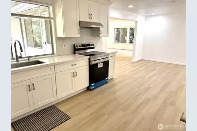 12602 Military Road E, Puyallup, WA 98374 - Photo 2