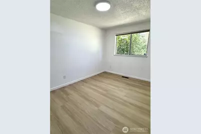 12602 Military Road E, Puyallup, WA 98374 - Photo 8