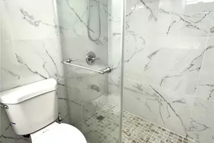 12602 Military Rd E, Puyallup, WA 98374 - Photo 10