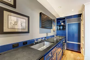 80 Vine St, Seattle, WA 98121 - Photo 12