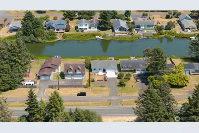420 Point Brown Avenue SE, Ocean Shores, WA 98569 - Photo 22