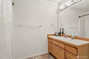 8221 53rd Ave W, Mukilteo, WA 98275 - Photo 32