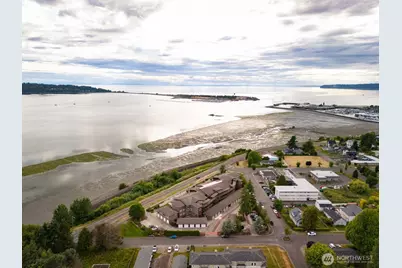 1300 Peace Portal Drive #106, Blaine, WA 98230 - Photo 30