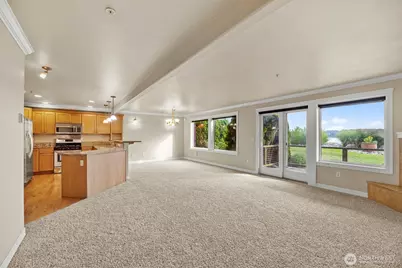 1300 Peace Portal Drive #106, Blaine, WA 98230 - Photo 6