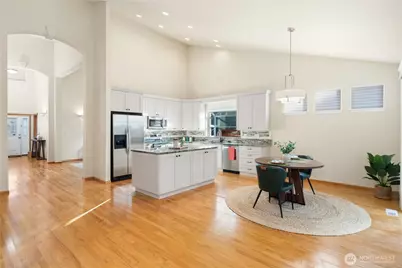 18130 Sunrise Ridge Avenue NE, Poulsbo, WA 98370 - Photo 10