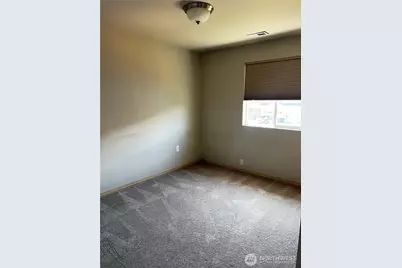 1042 S Lakeland Drive, Moses Lake, WA 98837 - Photo 12