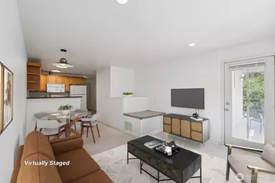 5624 Roosevelt Way NE #202, Seattle, WA 98105 - Photo 4