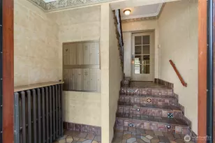 405 Prospect St, Seattle, WA 98109 - Photo 36