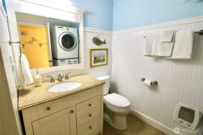 100 N 1st Street, Pacific Beach, WA 98571 - Photo 24