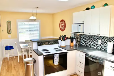 100 N 1st Street, Pacific Beach, WA 98571 - Photo 12