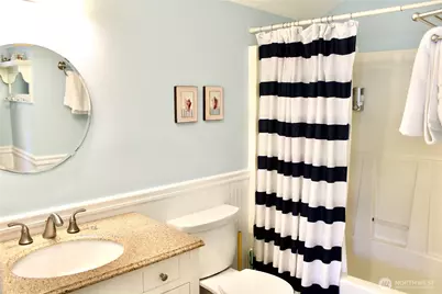 100 N 1st Street, Pacific Beach, WA 98571 - Photo 20