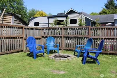 100 N 1st Street, Pacific Beach, WA 98571 - Photo 28